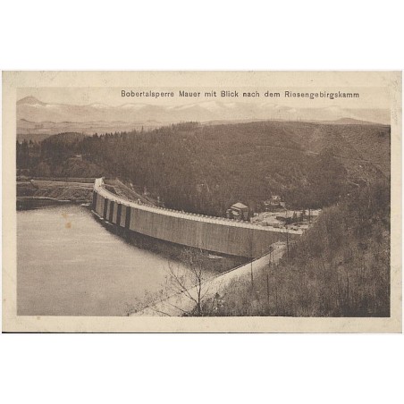 Bobertalsperre Mauer mit Blick nach dem Riesengebirgskamm