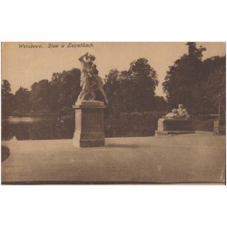 Warszawa. Staw w Łazienkach. Zdjęcie J. Michalskiego