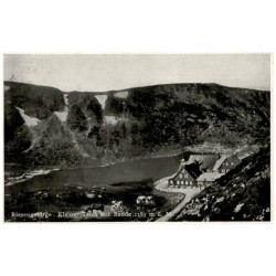 Riesengebirge. Kleiner Teich mit Baude 1183 m ü. M.