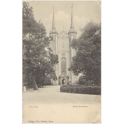 Oliva. Beide Kirchtürme