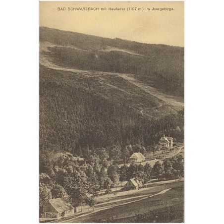 Bad-Schwarzbach mit Heufuder (1107 m) im Isergebirge