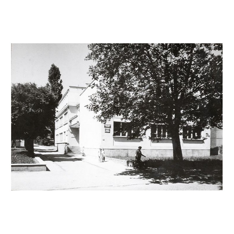 "Gostyń - Muzeum Ziemi Gostyńskiej Biblioteka Publiczna i Gminy fot. J. Siudecki 60-77 28592 Barwne"