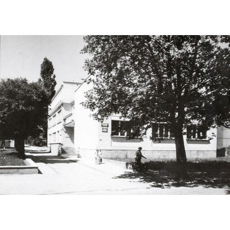"Gostyń - Muzeum Ziemi Gostyńskiej Biblioteka Publiczna i Gminy fot. J. Siudecki 60-77 28592 Barwne"
