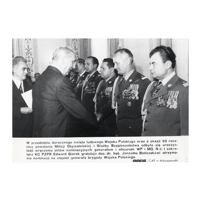 "[...] Edward Gierek gratuluje doc. dr. hab. Jerzemu Bończakowi otrzymania nominacji na stopień generała brygady Wojska Polskieg