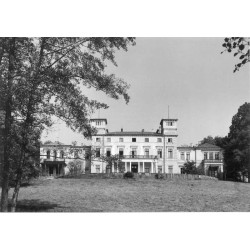 "Krzeszowice - Pałac Potockich - Państwowy Dom Młodzieży"