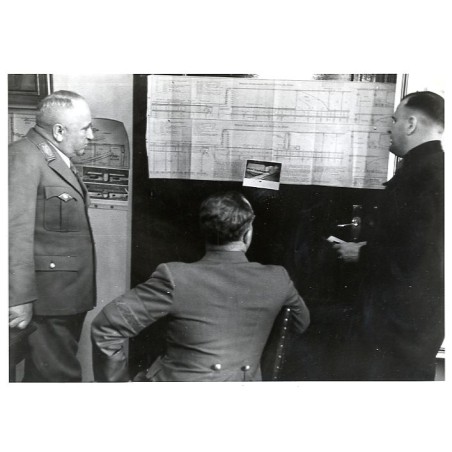 Dyrekcja górnicza koncernu Schaffgotsch Bergwerksgesellschaft m.b.H. na terenie kopalni Gräfin Johanna (Kopalnia Bobrek)