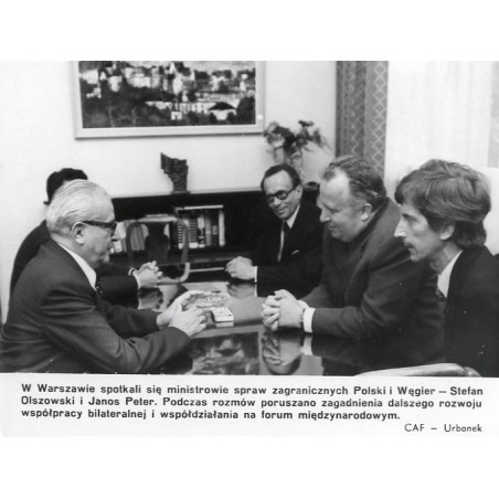 "W Warszawie spotkali się ministrowie spraw zagranicznych Polski i Węgier - Stefan Olszowski i Janos Peter [...] CAF - Urbanek"