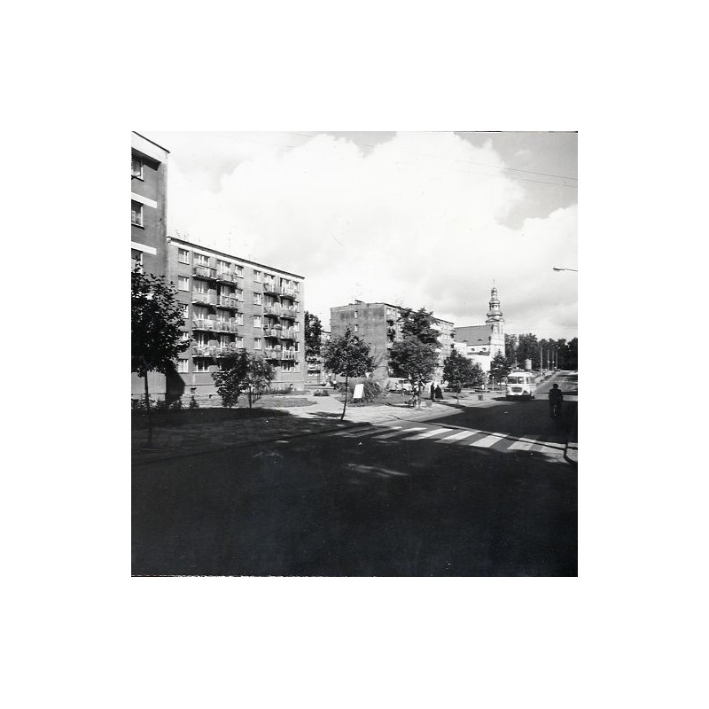 "Trzcianka Fragment ul. W. Sikorskiego Os. XXV lecia. Fot. Siudecki 68-428. 59122 barwne."