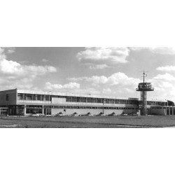"POZNAŃSKIE - Leszno - Strzyżewice centrum szybowcowe 31-2545 B 11030"
