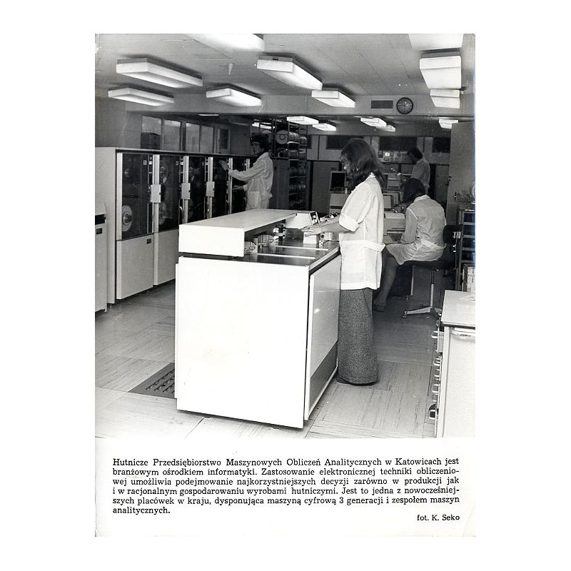 "Hutnicze Przedsiębiorstwo Maszynowych Obliczeń Analitycznych w Katowicach [...] Jest to jedna z najnowocześniejszych placówek w