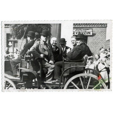 Poseł Sejmu Śląskiego Adolf Sobota w Piekarach Śląskich / "6/8. 38 Piekary Śląskie"