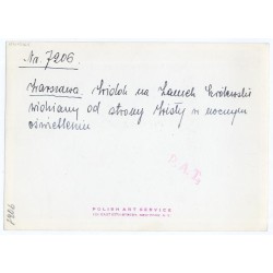 "Nr 7206. Warszawa. Widok na Zamek królewski widziany od strony Wisły w nocnym oświetleniu"