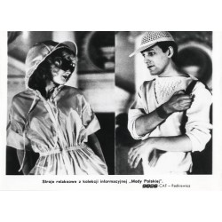 "Stroje relaksowe z kolekcji informacyjnej "Mody Polskiej". KAW-CAF - Radkiewicz"