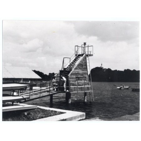Jezioro Mikorzyńskie / "Mikorzyn ośr. wczas. Huty Alumin. fot. T. Nowak 15-258 59526 barw."