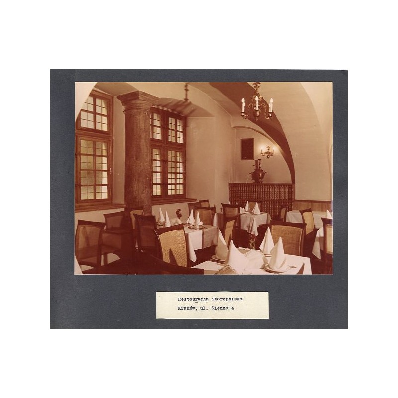 "Restauracja Staropolska / Kraków, ul. Sienna 4"