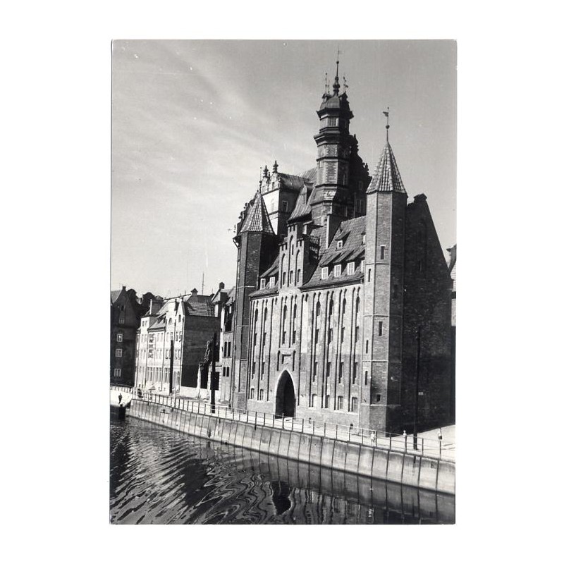 "Gdańsk. Muzeum Archeologiczne i Brama Mariacka. 22-1425"