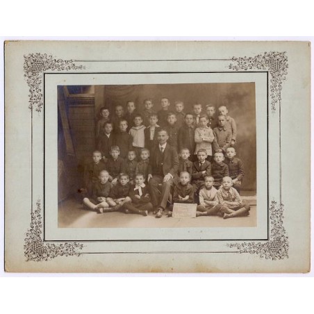 "Szkoła im. Konarskiego Klasa IV Rok Szkol. 1917/18"