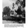 "POMNIKI WARSZAWY. Cz. 1. (3) ADAMA MICKIEWICZA"