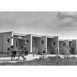 "Poznańskie - Margonin. Ośrodek nad jeziorem 31-2547 B-11048"