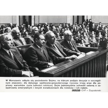 "W Warszawie odbyło się posiedzenie Sejmu, na którym podjęto decyzje o szczególnym znaczeniu [...] KAW-CAF - Zagoździński"