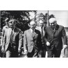 "Na zdjęciu goście podczas zwiedzania zakładu. Od lewej: J. Antosz, J. Janosz, J. Żygor w towarzystwie dyr. R. Jasińskiego. Foto