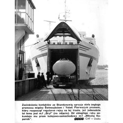 "Zacieśnieniu kontaktów ze Skandynawią sprzyja stała żegluga promowa między Świnoujściem i Ystad [...] prom kolejowo-samochodowy