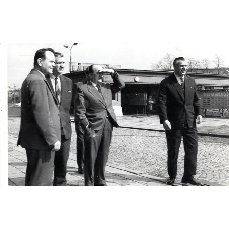 Zagłębie Ostrawsko-Karwińskie (?) polska delegacja górnicza na czele z Erykiem Porąbką
