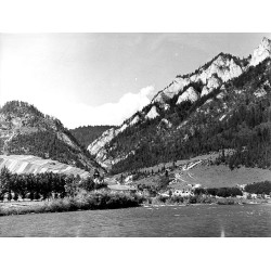 Sromowce Niżne. Schronisko PTTK