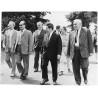 "Deleg. związkowców z Halle. Od lewej w pierwszym rzędzie: Richard Gerngros i przew. Rady Woj. FDGB Richard Pieper, poseł Roman
