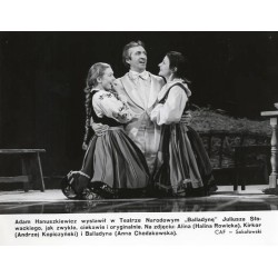 "Adam Hanuszkiewicz wystawił w Teatrze Narodowym "Balladynę" Juliusza Słowackiego [...] Na zdjęciu: Alina (Halina Rowicka), Kirk