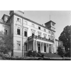 "Krzeszowice - Pałac Potockich - Państwowy Dom Młodzieży"