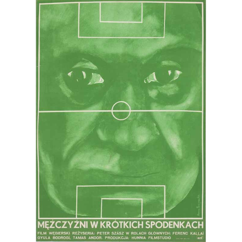 Mężczyźni w krótkich spodenkach