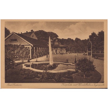 Bad Kudowa. Kurplatz mit Wandelbahn u. Eugenquelle