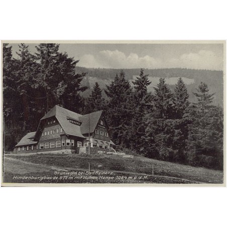 Grunwald bei Bad Reinerz. Hindenburgbaude 975 m mit Hohen Mense 1084 m ü. d. M
