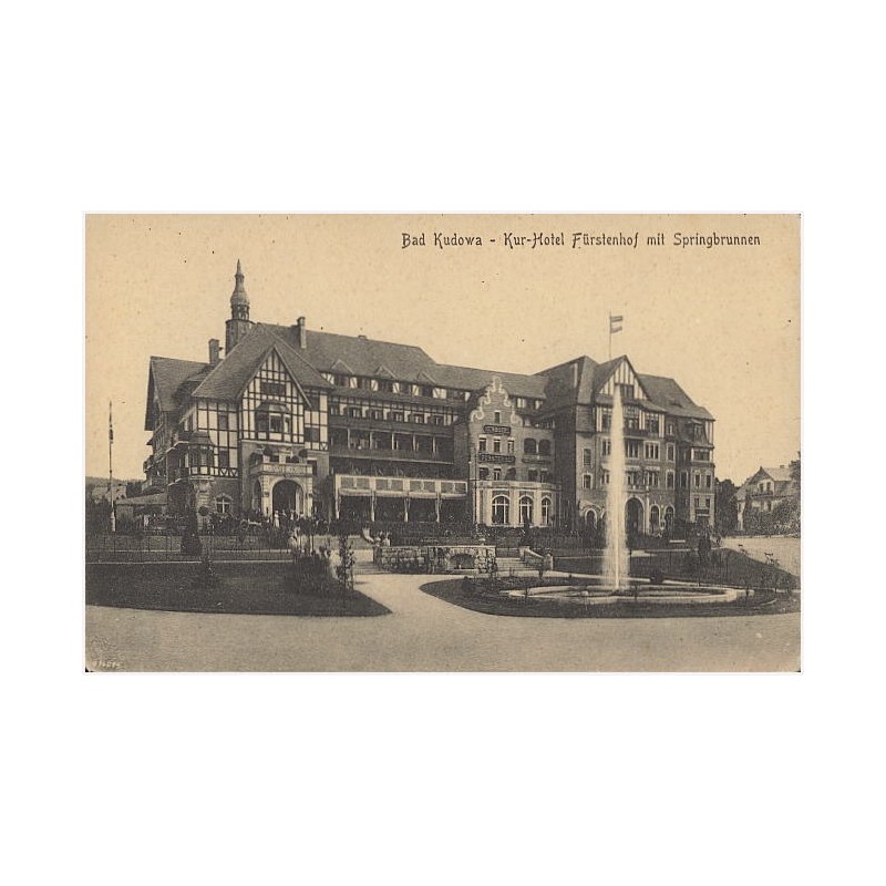 Bad Kudowa - Kur-Hotel Fürstenhof mit Springbrunnen