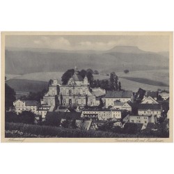 Albendorf. Gesamtansicht mit Heuscheuer