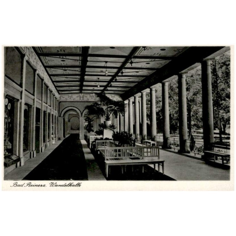 Bad Reinerz. Wandelhalle