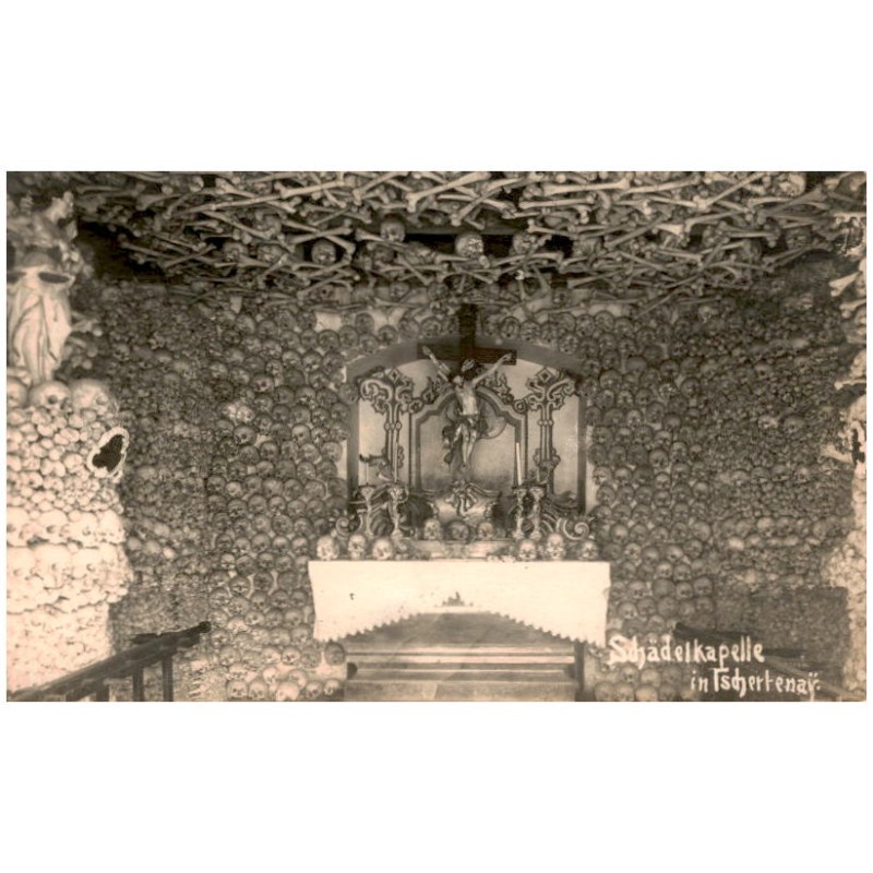 Schädelkapelle in Tscherbenaÿ.