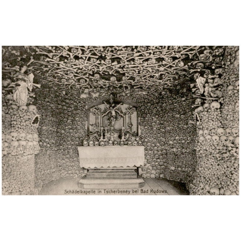 Schädelkapelle in Tscherbeney bei Bad Kudowa.