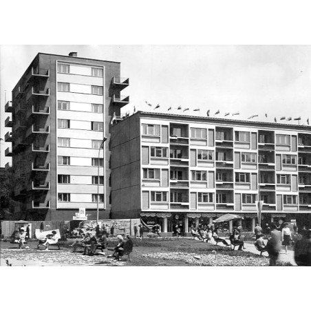 Dzisiaj. Budynki mieszkalne Bytom plac Poli Maciejewskiej / "DZISIAJ. BUDYNKI MIESZKALNE BYTOM Plac Poli Maciejewskiej"