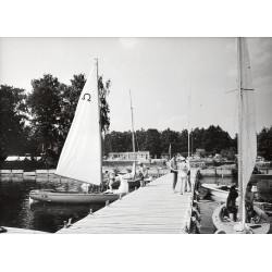 "Boszkowo - Przystań wodna PTTK nad jez. Dominickim fot. J. Makarewicz 60-29 Barwne 02459-3"