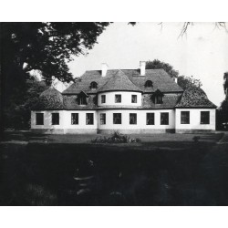 "Koszuty k/ Środy Wlkp Muzeum Ziemi Średzkiej Dwór z XVIII-XIXw - widok od ogrodu fot L. Surowiec 32681-9 71-1202 Barwne"