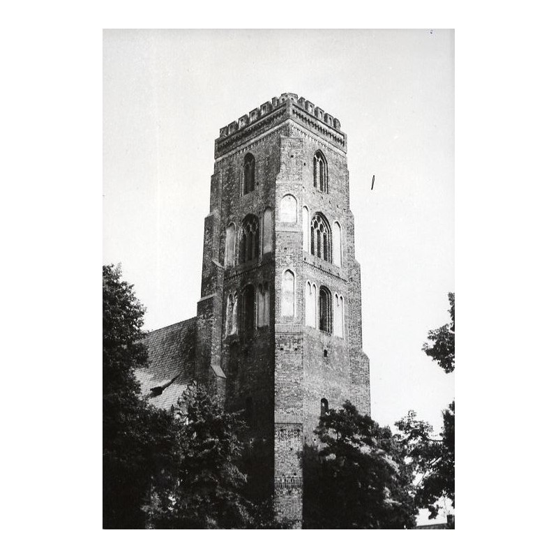 "Gostyń - kościół farny fot. P. Kochański 60-227 38008 barwne"