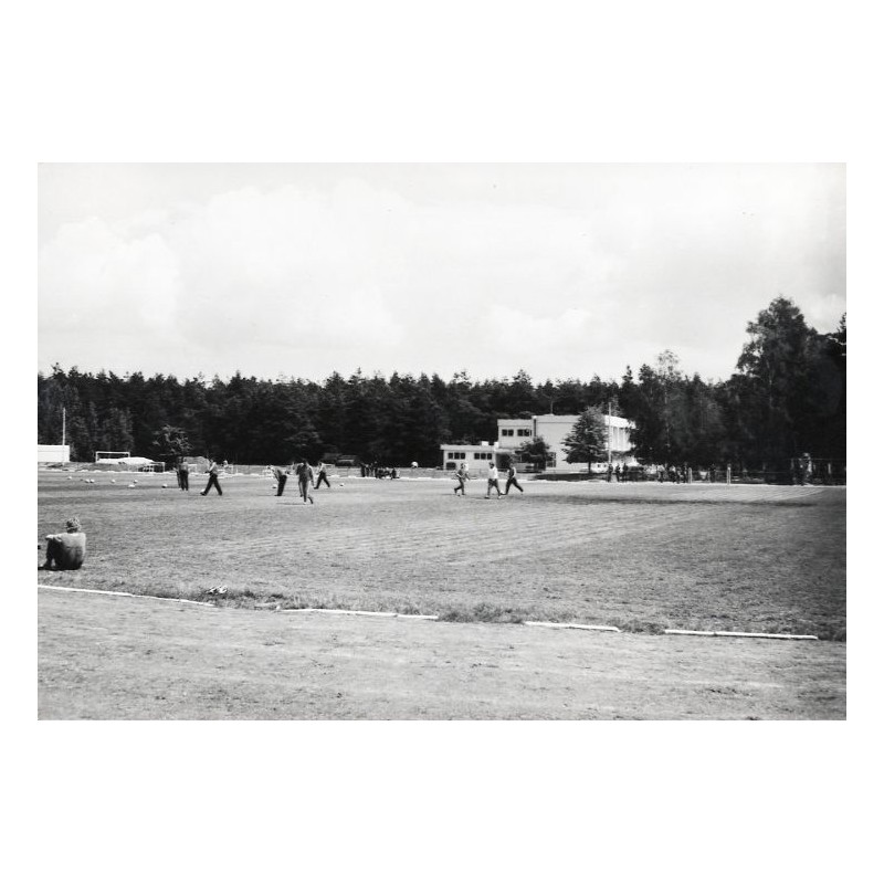 "Wągrowiec - Ośrodek Sportu i Turystyki. fot. J Tymiński 68-171 06174-6 Barwne"