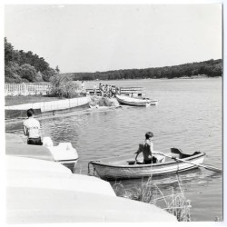 "Budziszewko /k. Skoków. Ośrodek wypoczynkowy kombinatu "Metalplast" Oborniki Wlkp nad jeziorem Budziszewskim fot. Stasiak 71-13