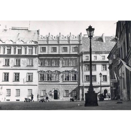 "Fot. Zbig. Kramarz LUBLIN Fragment starego miasta /kamienica Sobieskich/. Nr. 12"