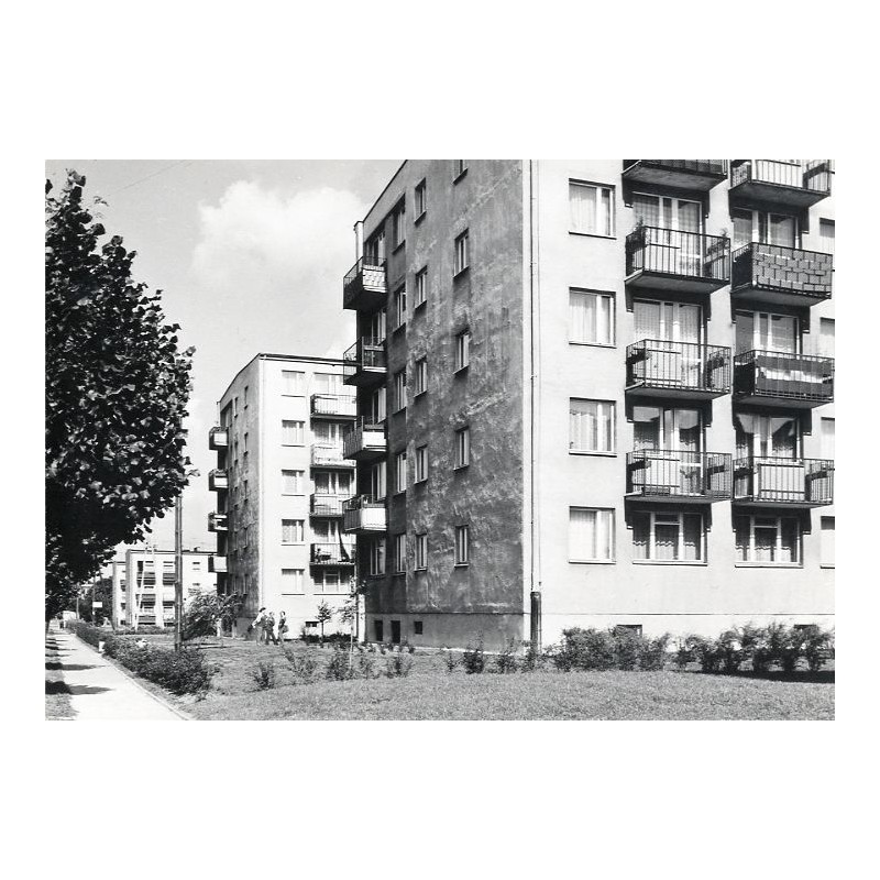 "Grodzisk Wlkp. Osiedle mieszk. przy ul. Chopina fot. W.Stasiak 71-233 06953-4 kolor"