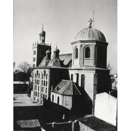 "Grodzisk Wielkopolski Fara, Kościół pod wezw. św. Jadwigi pierwotnie wczesnogotycki później przebudowany (sięga XI-XII w) fot.