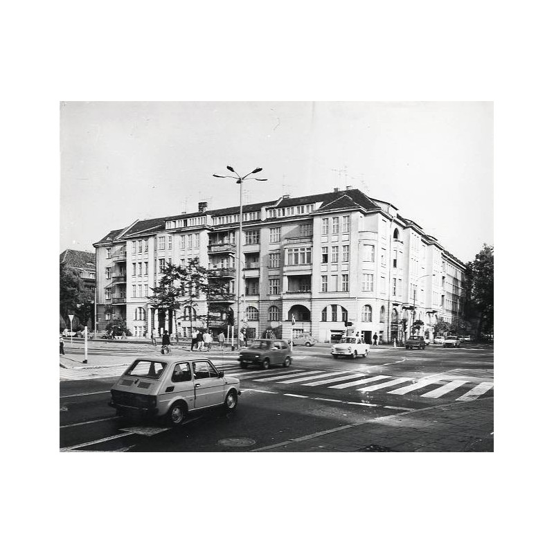 "Poznań. Ul. Stalingrodzka fot. L. Surowiec 71-1102 32028/5 Barwne"