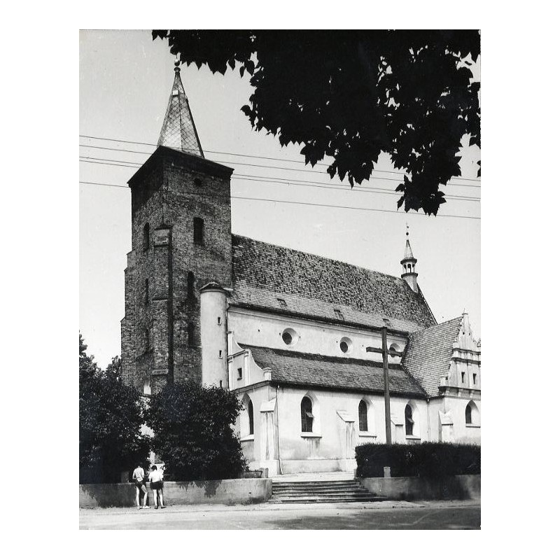 "Krotoszyn Kościół p.w. sw. Piotra i Pawła z XVIII w fot. Surowiec 12-551 35735-7"